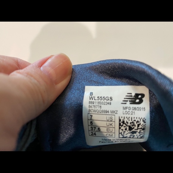 New Balance Grey Blue Suede Size 7 EUC - Picture 6 of 6